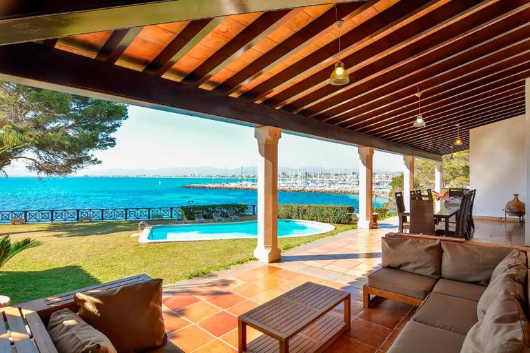 Others 5, Villa Kamok, Baleares