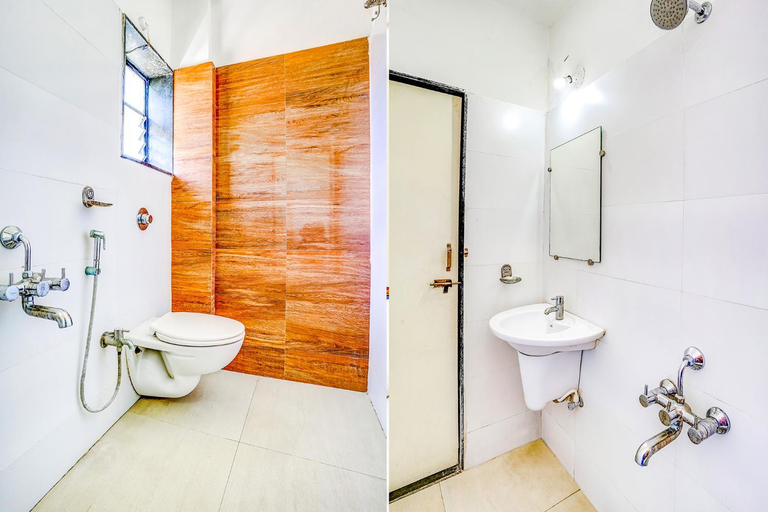 Bathroom 4, FabHotel Sai Govind, Ahmadnagar