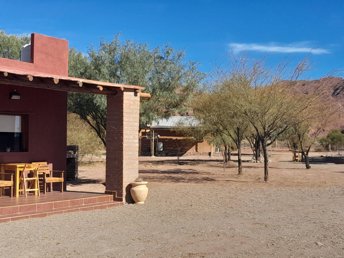 Exterior view 3, Cabanas Canones del Triasico, Coronel Felipe Varela