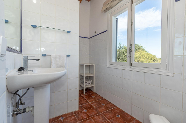 Bathroom 3, Villa Las Palmeras para 4 personas cerca del pueblo de Pollensa, Baleares