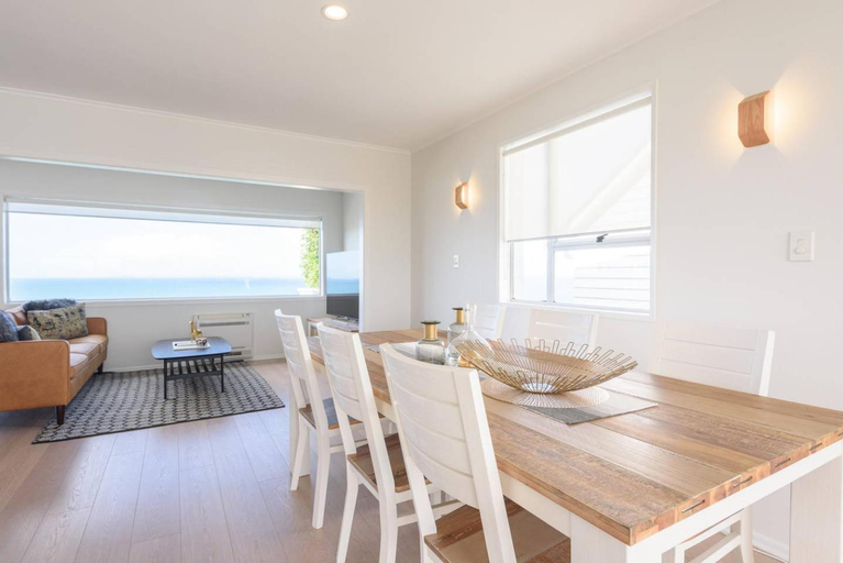 Others 4, Luxury house with Clifftop Seaview, Rodney