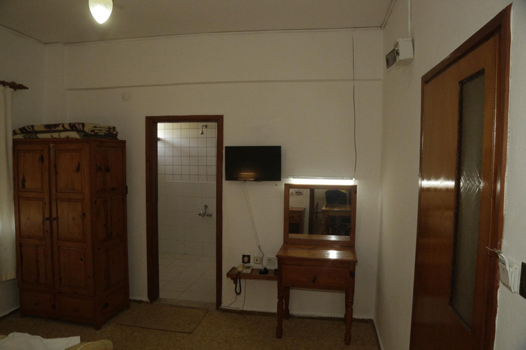 Others 3, Murat Hotel, Kale