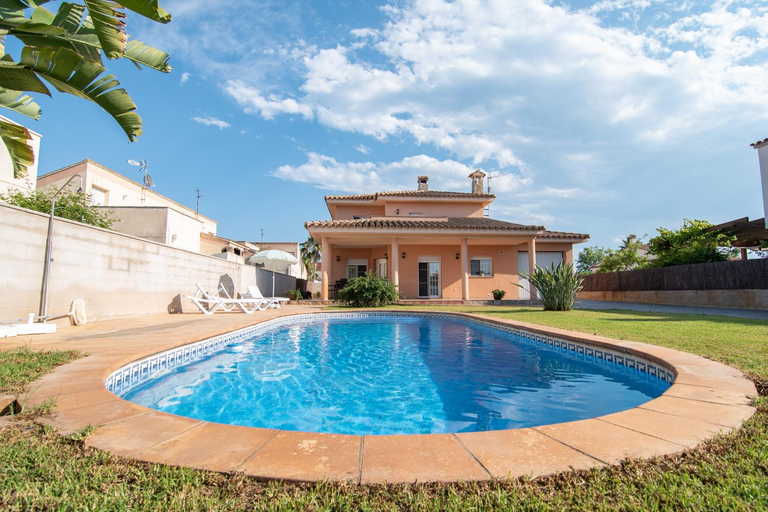 Sport & Beauty 2, Villa Javi, Tarragona