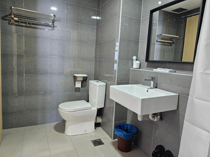 Bathroom 4, Leisure@Imperium Residence Kuantan Seaview Studio, Kuantan