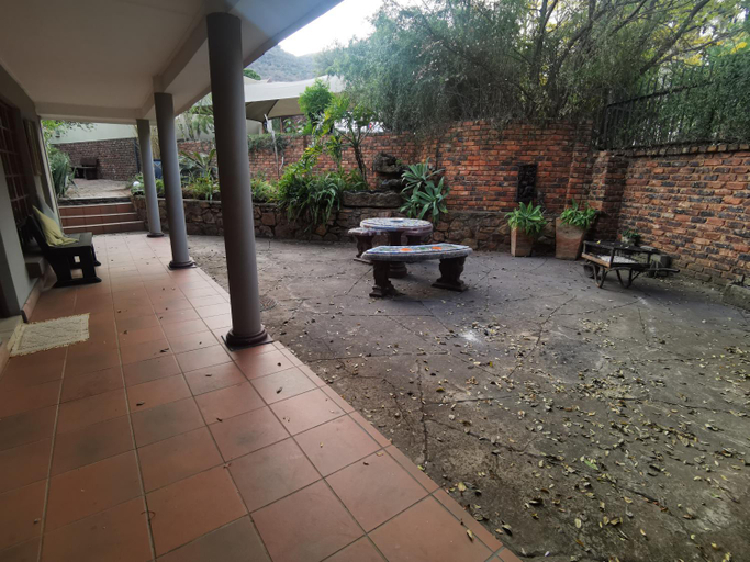 Others 5, Harties 2 Sleeper Double Room with Private Bathroom, Bojanala