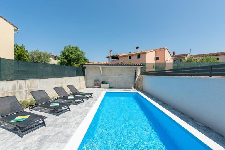 3, Villa Edera, Bale