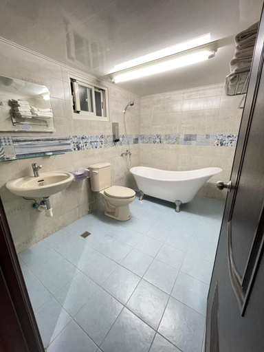 2, Star & Moon GUEST HOUSE, Pingtung