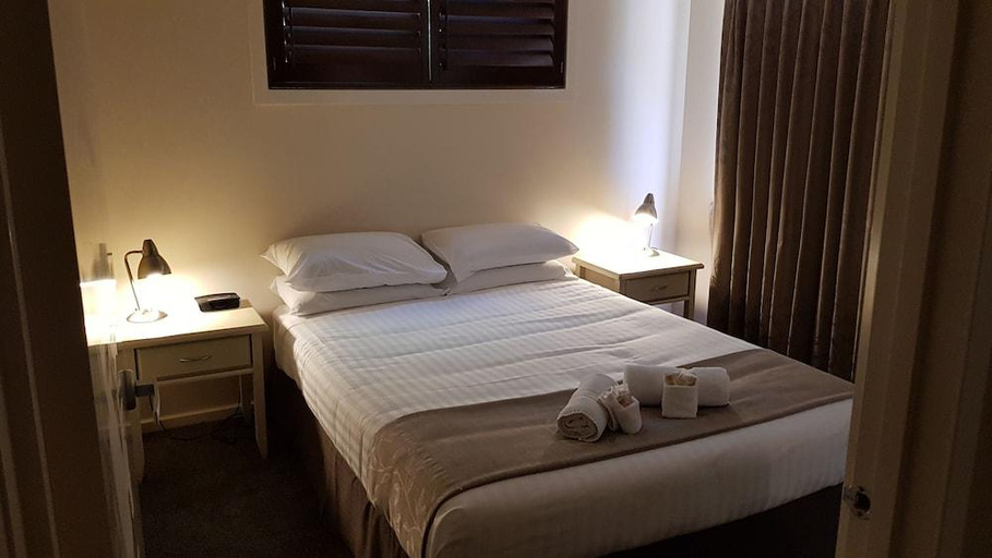 Bedroom 3, Lakeview Villa's, Albury