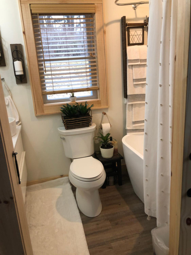 Bathroom 3, Serene Rustic Farmhouse Mountain Cottage (Sleeps 4), Watauga