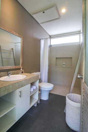 Bathroom 3, Casanusa Villa Jimbaran Bali, Badung