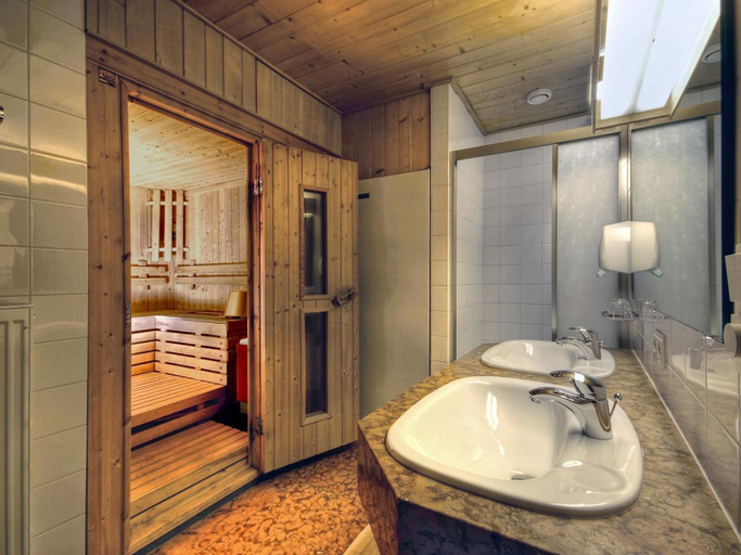 Bathroom 3, Apartment in Matrei with view, Lienz