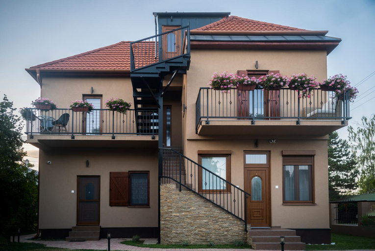 Exterior view 4, Villa Greta Balatonmariafurdo, Fonyód