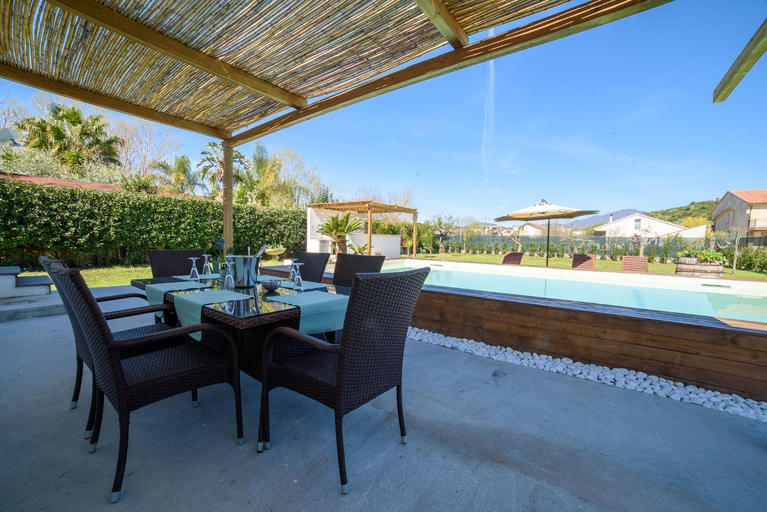Food & Drinks, Villa Brigida Beach & Pool, Salerno