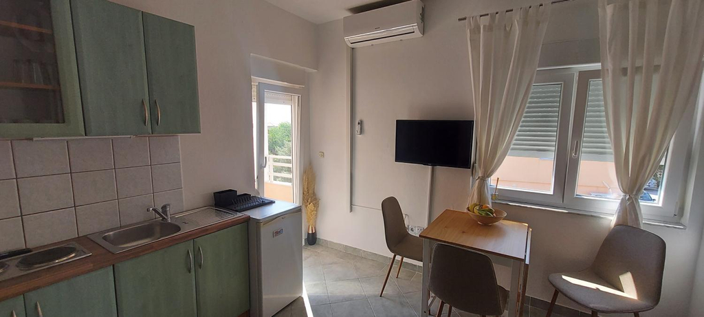 Others 4, Apartments Niko, Privlaka
