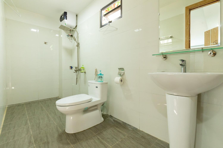 Bathroom, Cung May Villas - Venue Travel, Ba Vi