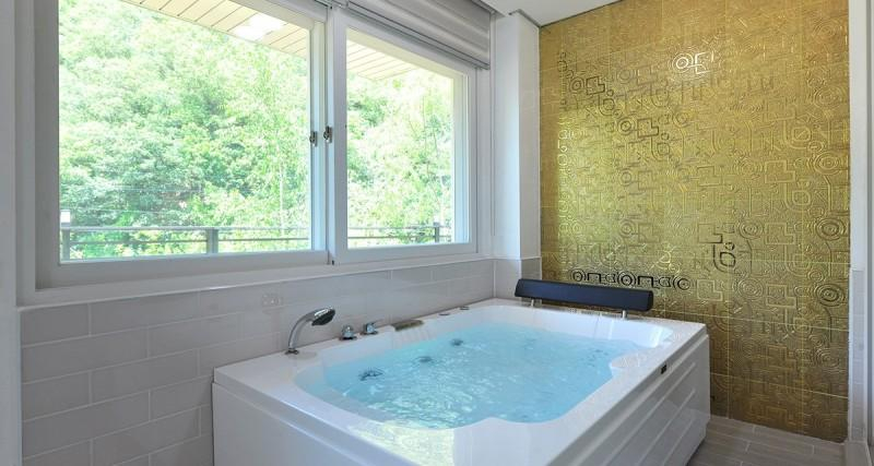 Bathroom 2, Gapyeong Secret Moon Pension, Gapyeong