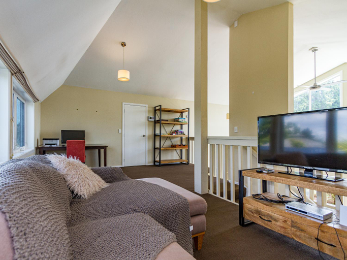 Others 5, Chalet Gryon - Large 3 bedroom with fireplace, Ruapehu