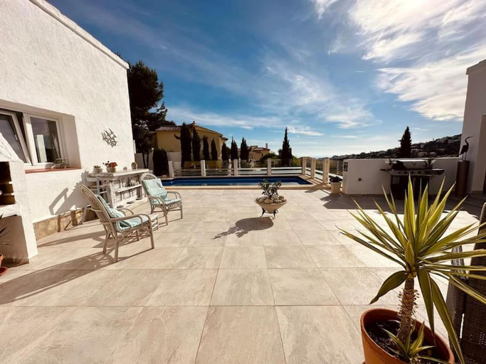 Exterior & Views, Incredible Views Villa With Private Pool, Alicante