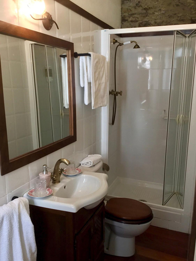 Bathroom 4, Villa Auristela, Asturias