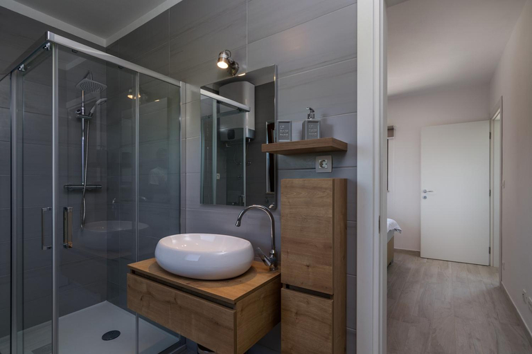 Bathroom 4, Villa Irma Comfortable holiday residence, Bale