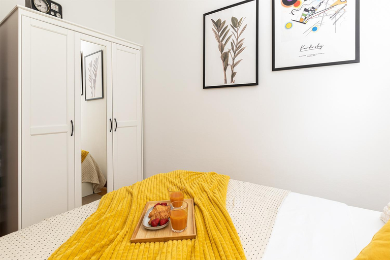 Bedroom 2, Cesare Apartment with Swimming Pool and Sea View, Ližnjan