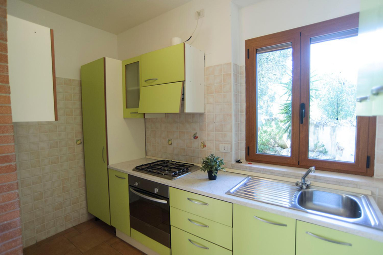 Others 5, Villa Carmine, Foggia