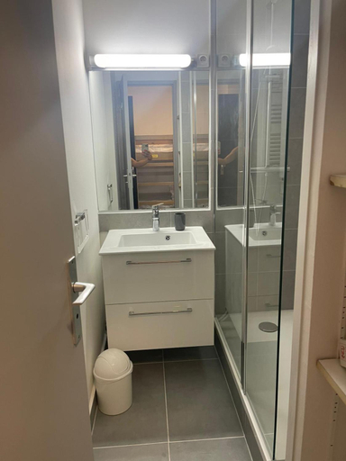 Bathroom 3, Residence Graziella studio 605, Alpes-Maritimes