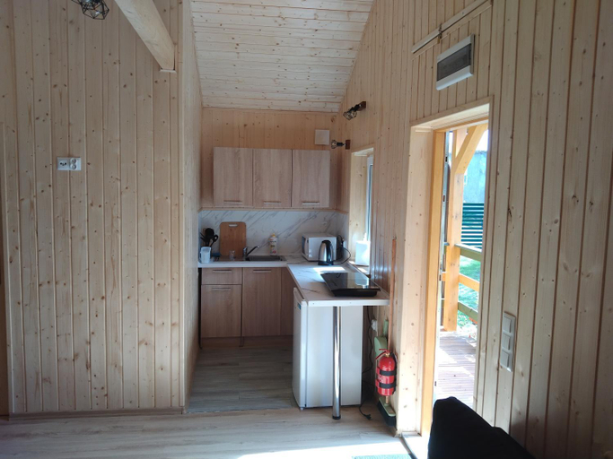Others 4, Domek drewniany nad morzem caloroczny, Kołobrzeg