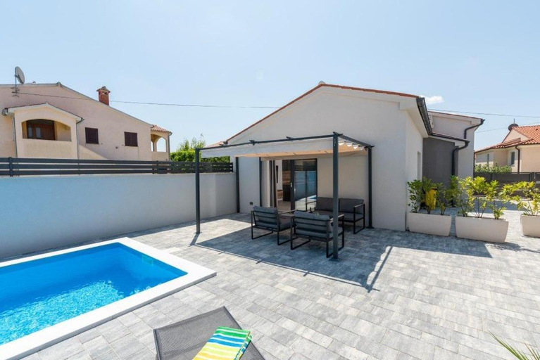 5, Villa Edera, Bale