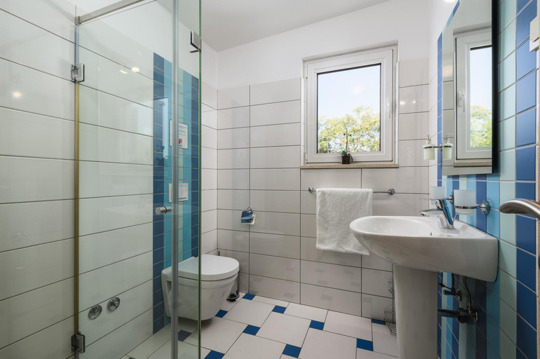 Bathroom 2, Villa Sole by Villas Guide, Marčana