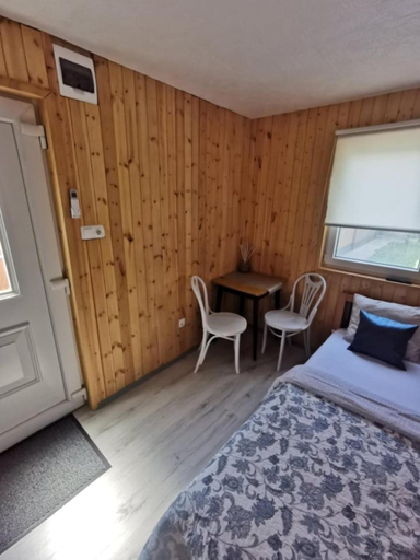 Bedroom, Sara Vendeghaz 2, Szentes