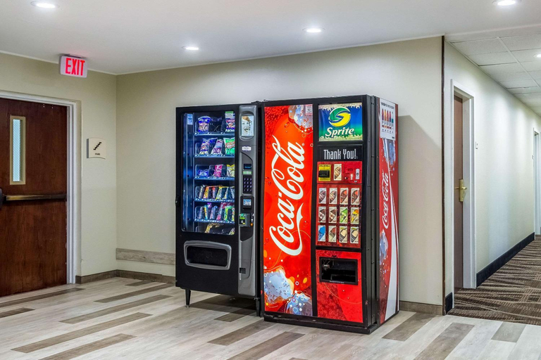Food & Drinks 5, Quality Inn & Suites North Lima - Boardman, Mahoning