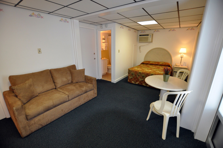 Others 4, Riviera Resorts & Suites, Cape May