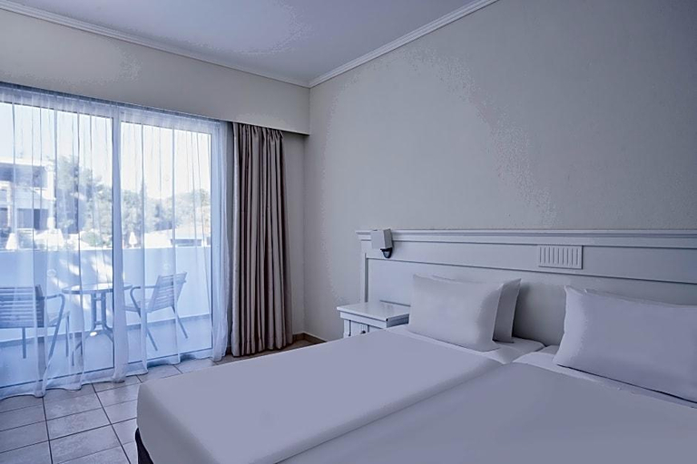 Bedroom 4, Labranda Miraluna Village, South Aegean