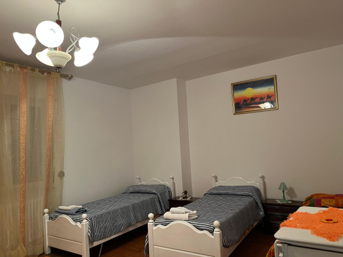 Others 5, Stanze private in appartamento, Udine