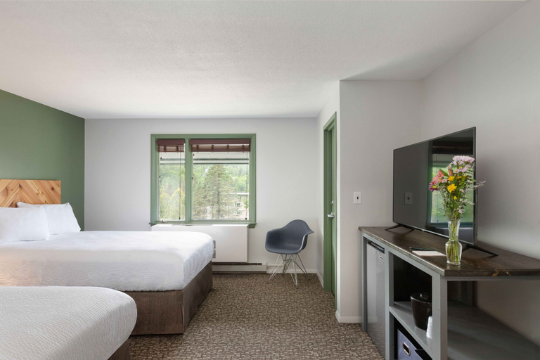 Bedroom 2, The Lodge at Mount Snow, Windham