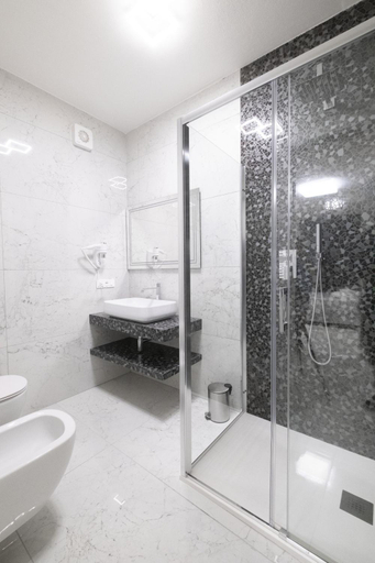 Bathroom 3, MirabiLuxury, Ravenna