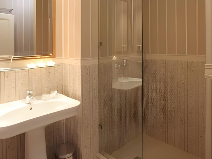 Bathroom 3, Booking Rooms, Belgrade