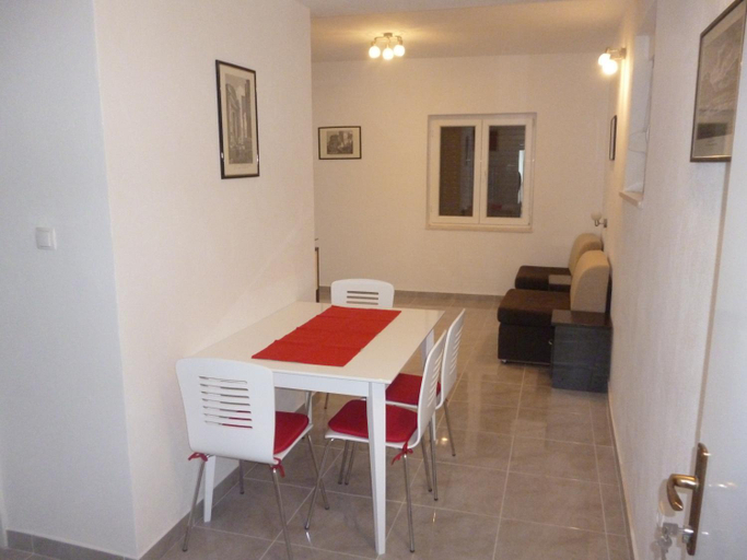 Others 3, Apartmani Ana, Baška Voda