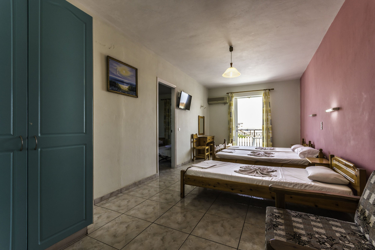 Bedroom 4, Vossos Hotel Apartments, Ionian Islands
