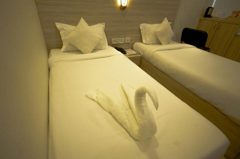 4, Hotel Q Inn, Kolkata