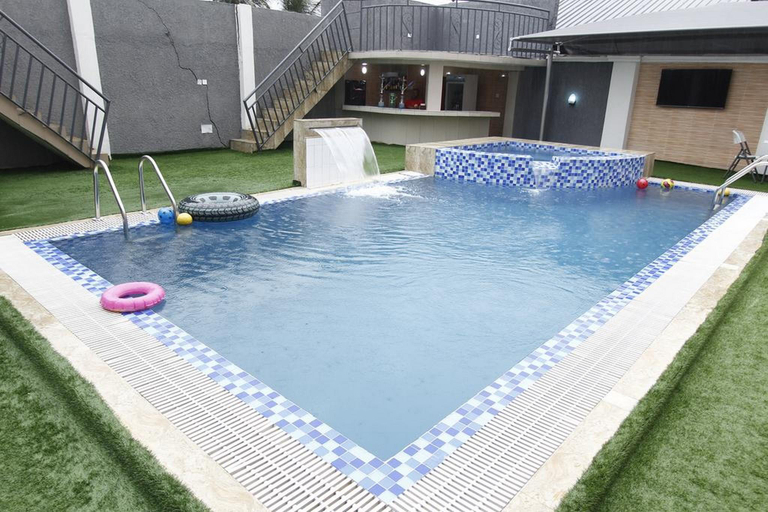 4, ST Hotel and Apartment, Ikpoba-Okha