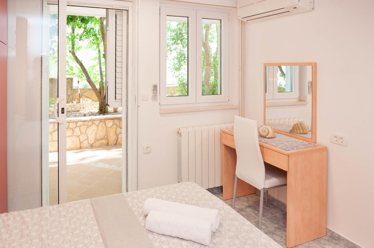 Bedroom 2, Apartments Majic 2, Hvar