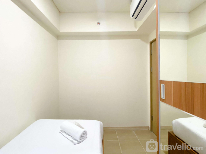 Bedroom 2, Comfy 2BR with Extra Room at Meikarta By Travelio, Cikarang