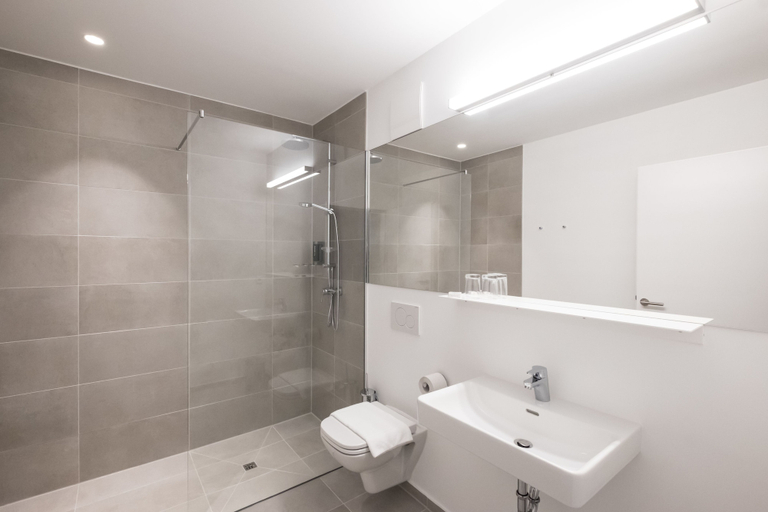 Bathroom 4, Airbase Hotel, Graz Umgebung