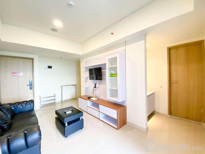 Others 5, Comfy 2BR with Extra Room at Meikarta By Travelio, Cikarang