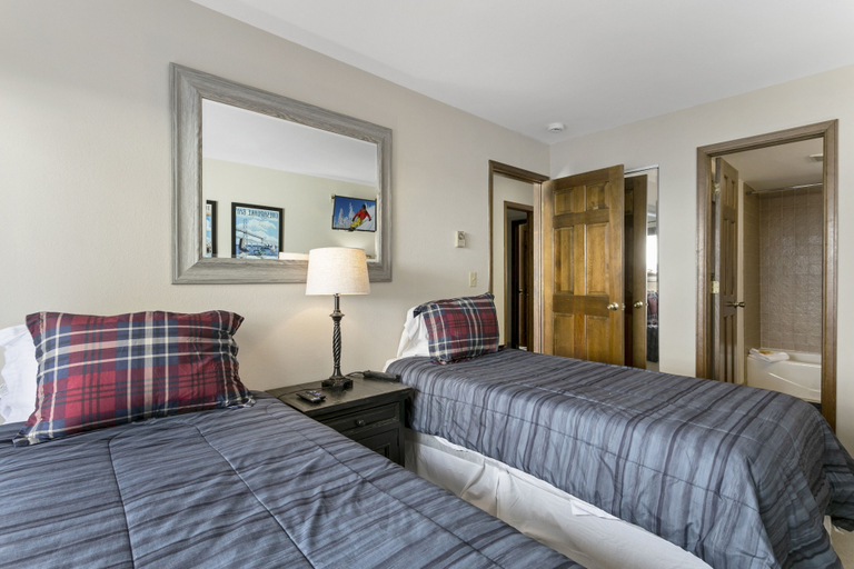 Room 4, C14 Gore Creek Meadows 3 Bedroom Condo by RedAwning, Eagle