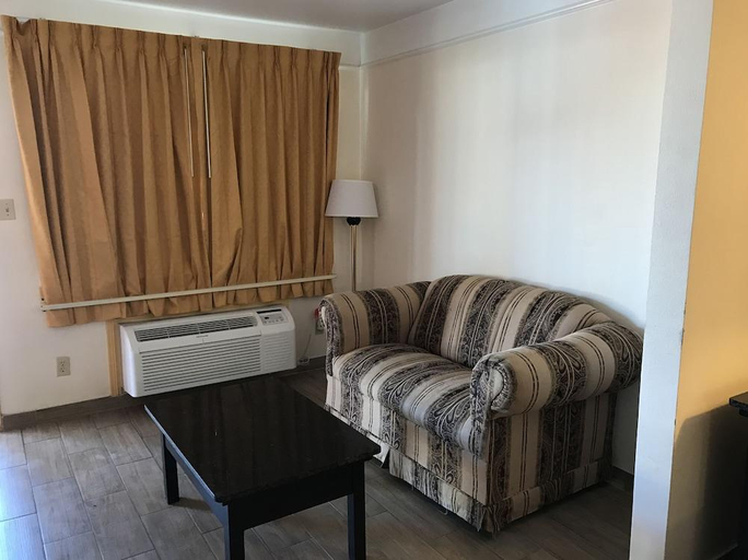 Others 3, Texas Inn Suites, Hidalgo