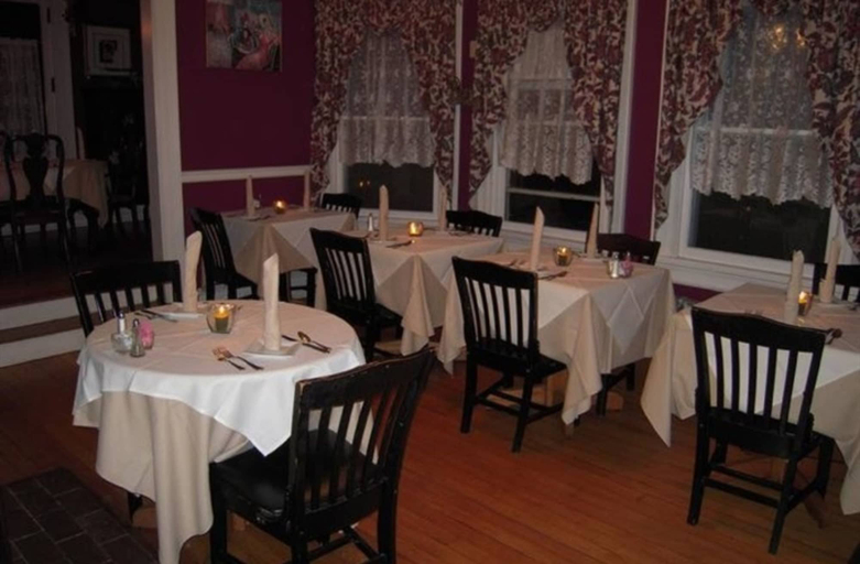 Food & Drinks 4, Brookview Manor Inn, Monroe