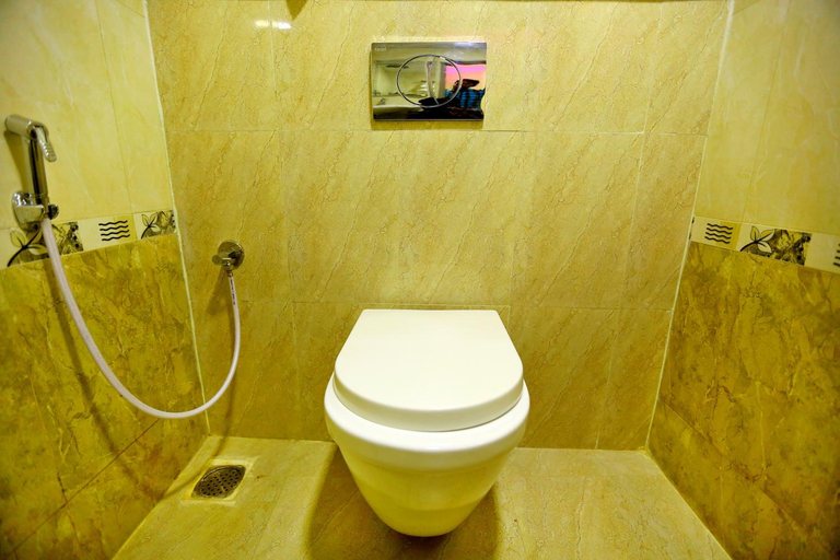 Bathroom 3, HOTEL KEK GRAND PARK (AIRPORT HOTEL), Kancheepuram